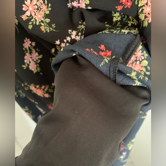 B. Darlin Black Floral Dress - Picture 3 of 9